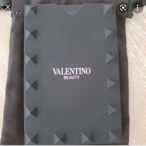 *New* Valentino Beauty:  travel power bank